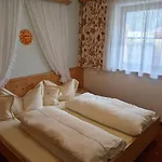 Sonnenschloessl Нойштифт-им-Штубайталь