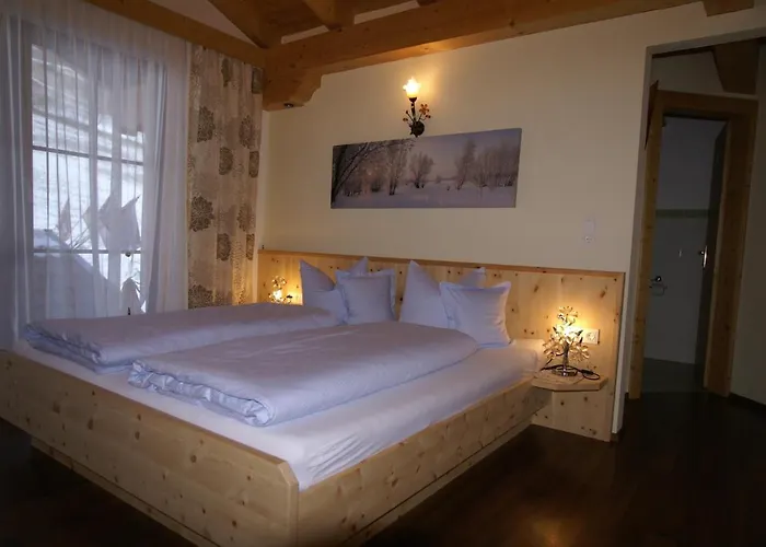 Sonnenschloessl ノイシュティフト・イム・シュトゥーバイタール