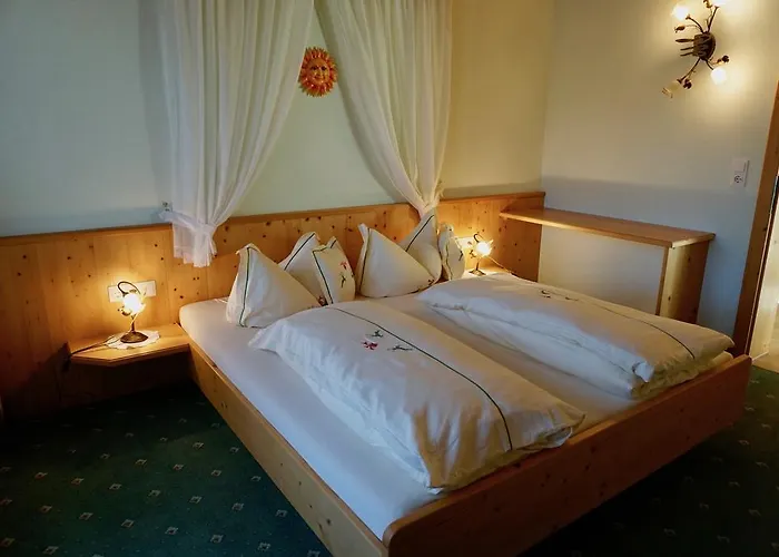 Sonnenschloessl ノイシュティフト・イム・シュトゥーバイタール